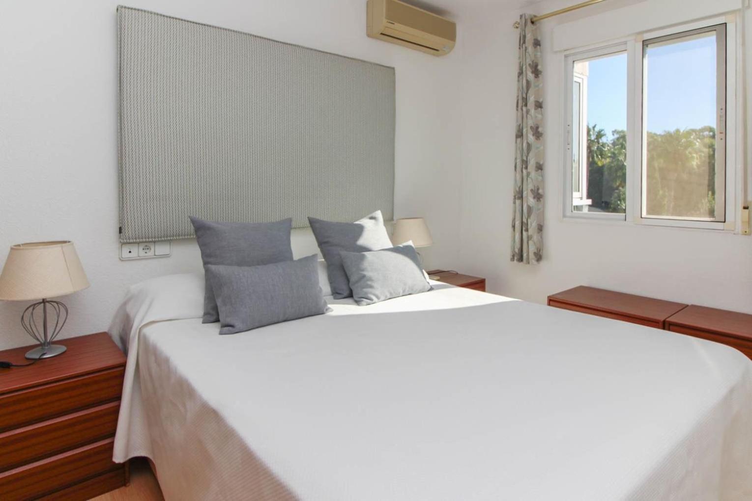 Apartamento Golf Pau Casals Альбир Экстерьер фото